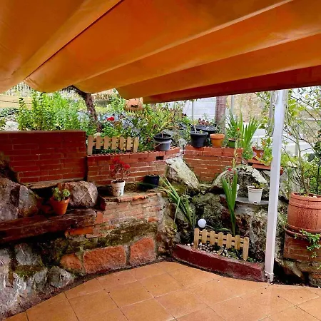 La Casita De La Bodega Apartment *